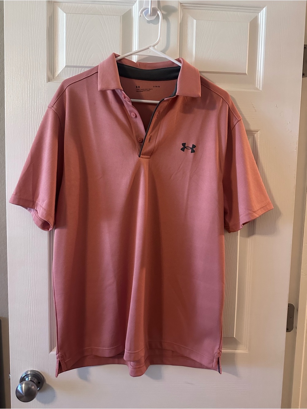 Under Armour Men’s Large Pink Salmon Golf Performance Polo New without tags